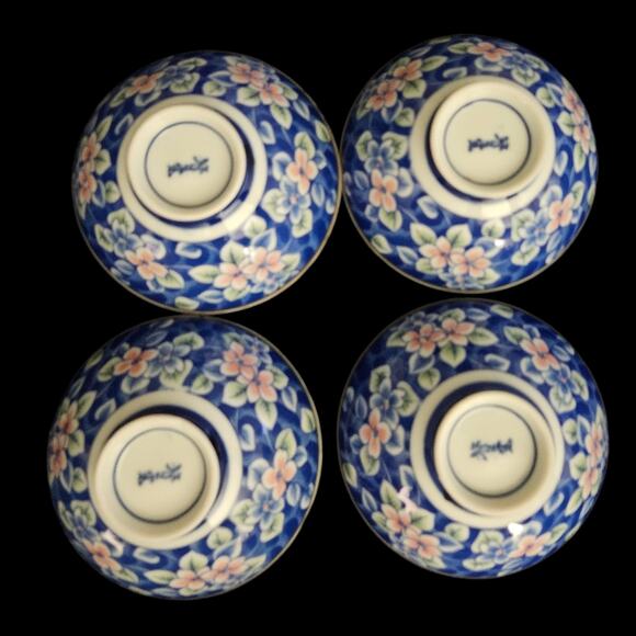 Set of 4 Blue Floral Porcelain Rice Soup Bowls Pink Flowers Green Leaves Japan - Picture 6 of 7